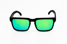 Load image into Gallery viewer, Axl (Safety) Black / Green Revo