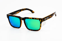 Load image into Gallery viewer, Axl (Safety) Tort / Green Revo